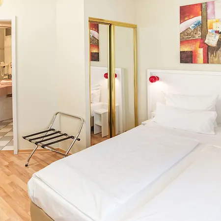 Hotel Am Schloß Köpenick By Golden Tulip 3*