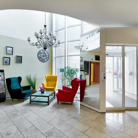 Hotel Am Schloß Köpenick By Golden Tulip 3*