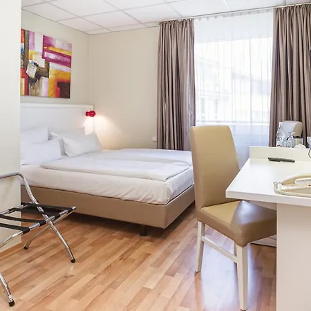 Am Schloss Koepenick By Golden Tulip Hotel 3*