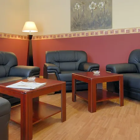 Am Schloss Koepenick By Golden Tulip 3*