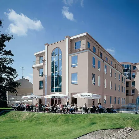 Hotel Am Schloss Koepenick By Golden Tulip Berlín