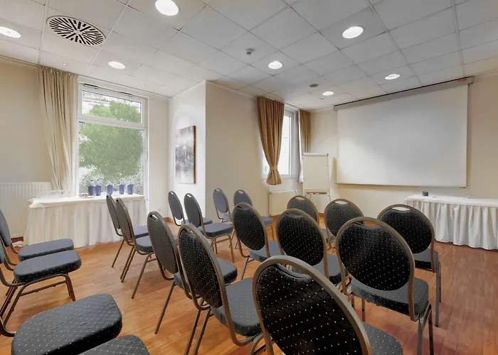 Am Schloss Koepenick By Golden Tulip ホテル 3*