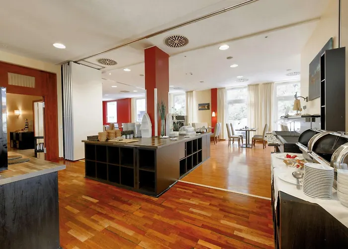 金郁金香克佩尼克北欧酒店 酒店