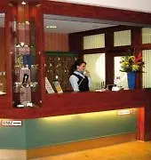 金郁金香克佩尼克北欧酒店 酒店 3*