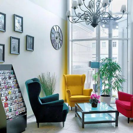 金郁金香克佩尼克北欧酒店 3*