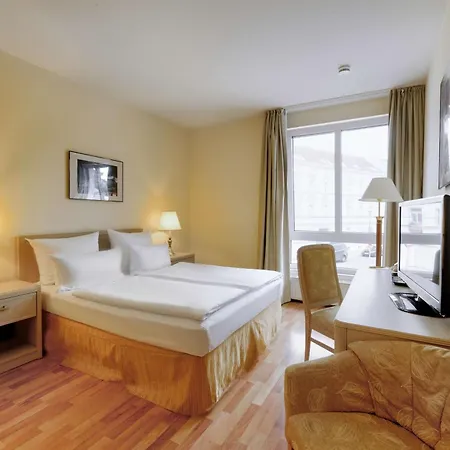 Am Schloß Köpenick By Golden Tulip 3*