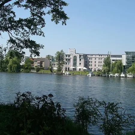 Am Schloss Koepenick By Golden Tulip