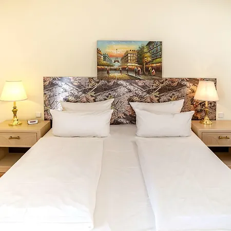 Am Schloss Koepenick By Golden Tulip 3* Berlino