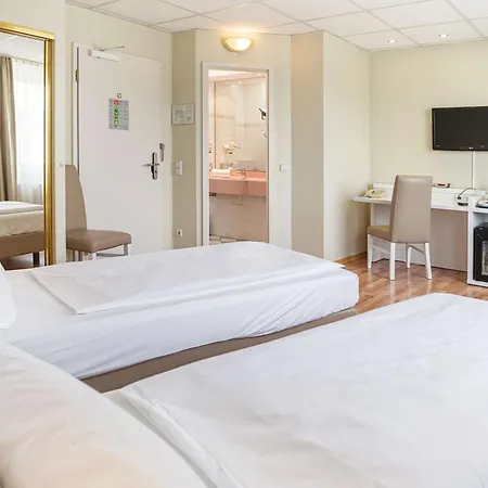 Am Schloss Koepenick By Golden Tulip Hotel