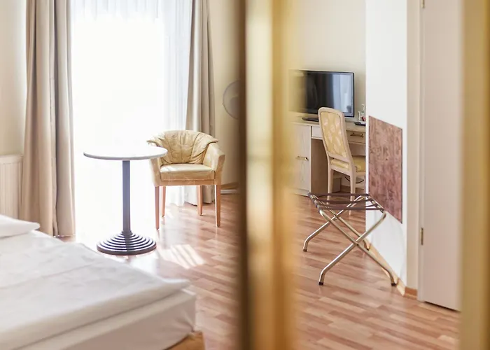 Am Schloss Koepenick By Golden Tulip Berlin