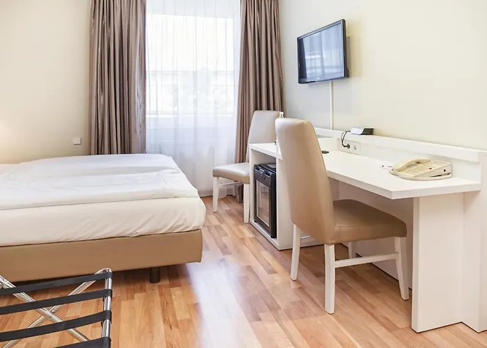 Hotell Am Schloss Koepenick By Golden Tulip Berlin