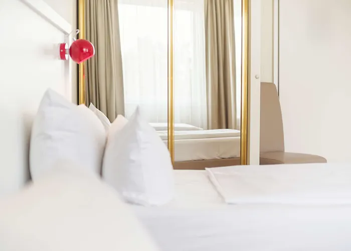 Am Schloss Koepenick By Golden Tulip Berlin