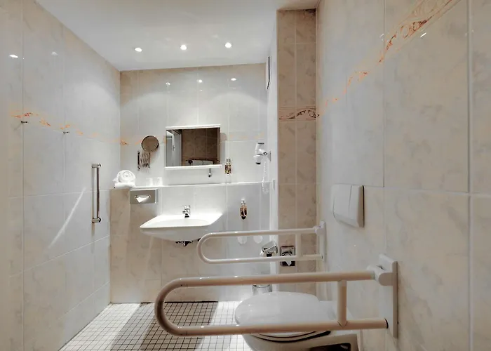 Hotel Am Schloss Koepenick By Golden Tulip 3*