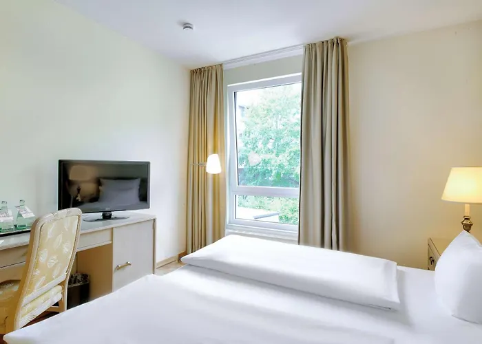 Hotel Am Schloss Koepenick By Golden Tulip Berlin