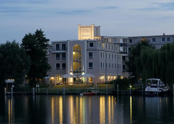 Am Schloss Koepenick By Golden Tulip Berlin