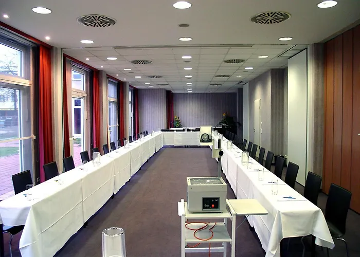 Hotel Am Schloss Koepenick By Golden Tulip Berlin